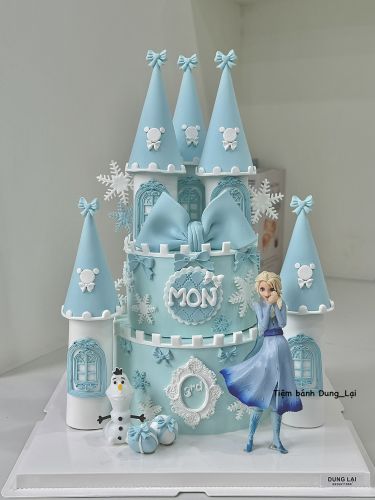 Bánh 2 tầng elsa tone xanh