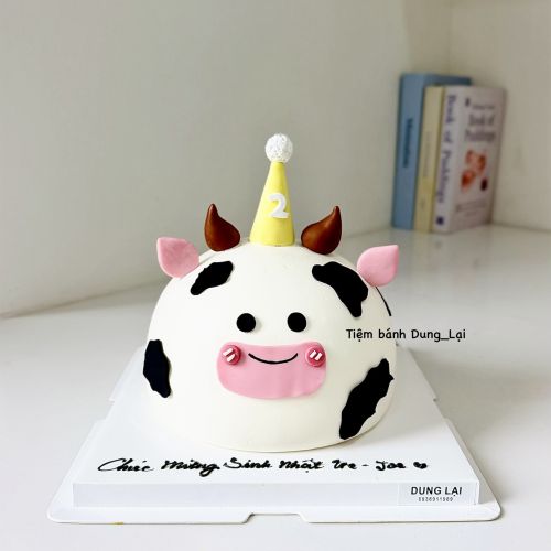 Bánh tạo hình con bò sữa sz 16 - Tạo hình