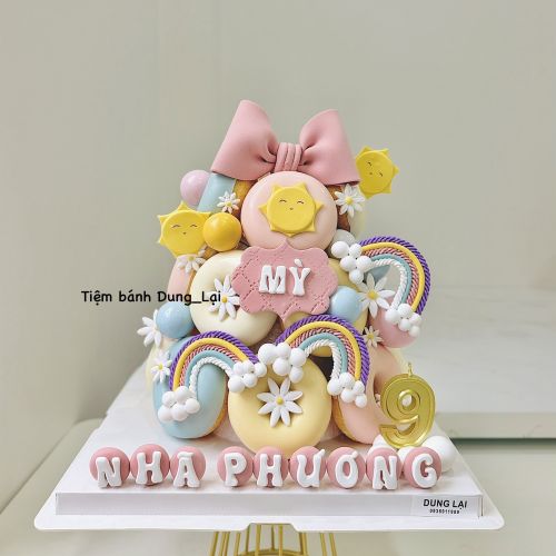 Tháp bánh donut 16b bé gái cầu vồng - Tháp Donut